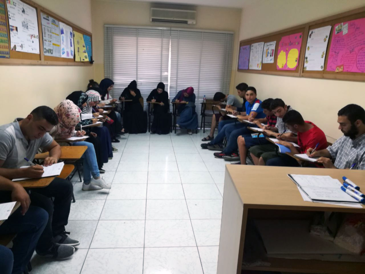 دورة اللغة الإنجليزية الثانية بالتعاون مع مؤسسة الصفدي.