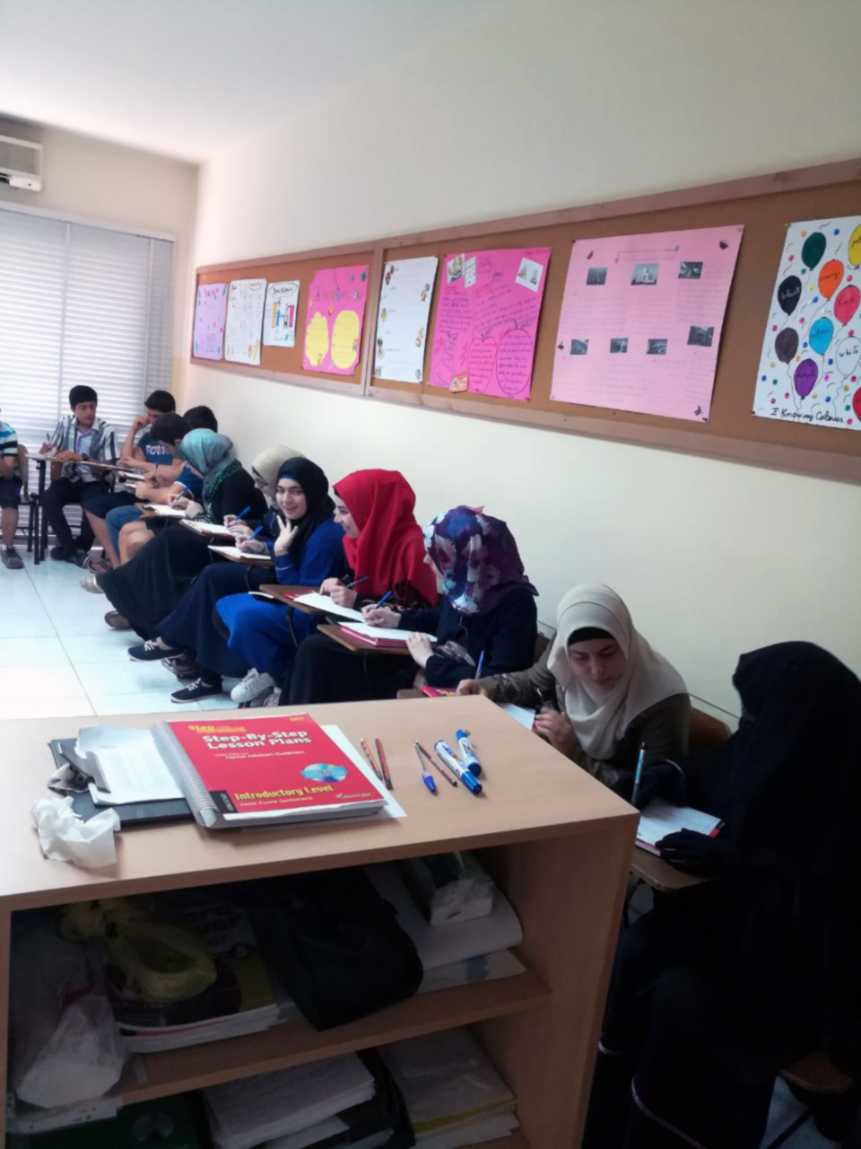 بدء التدريس في دورة اللغة الإنجليزية بالتعاون مع مؤسسة الصفدي.